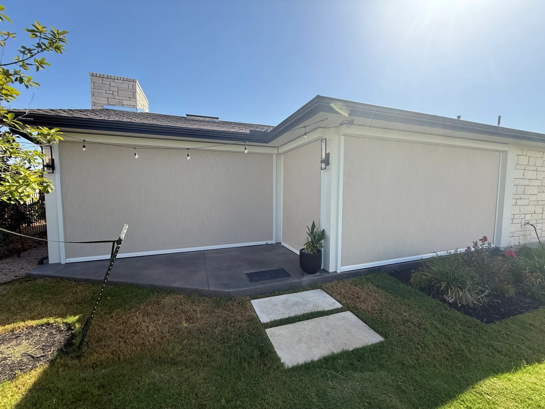 Covered patio structure with screened openings under construction detail